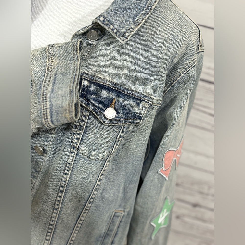 Torrid Exclusive Sailor Moon and Scouts Patch Denim Jacket in Size 1 - Picture 6 of 9